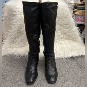 Elegant 80s Vintage Black Leather Knee-High Boots